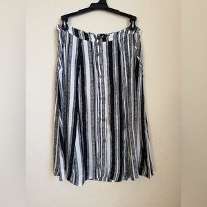 Astr The Label Black and White Button Front Skirt